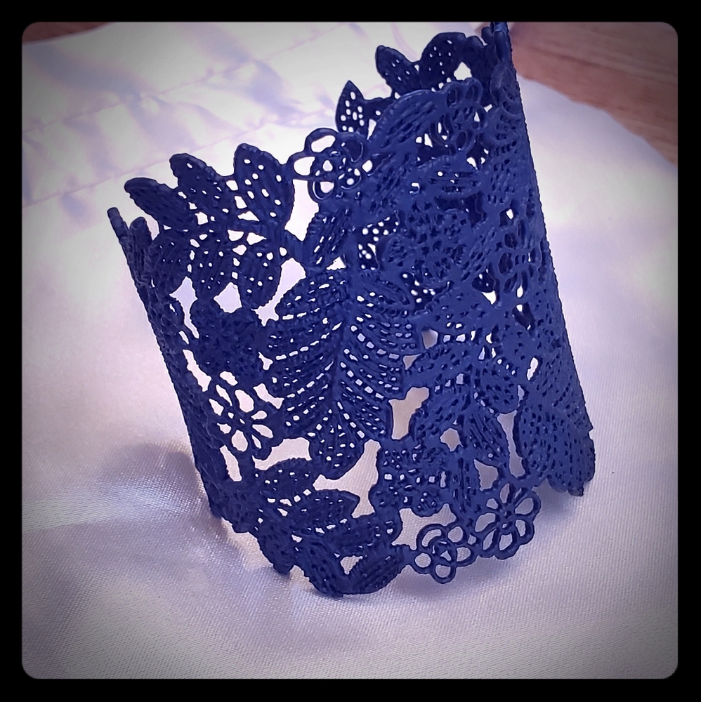 Stella and Dot Black Lace Cuff